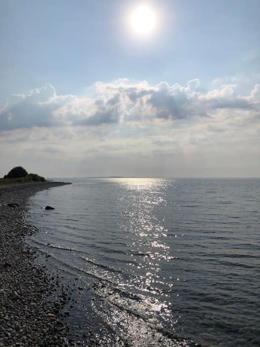 Skont Fiskerhus. Taet Pa By, Havn Og Havet Villa Marstal Bagian luar foto