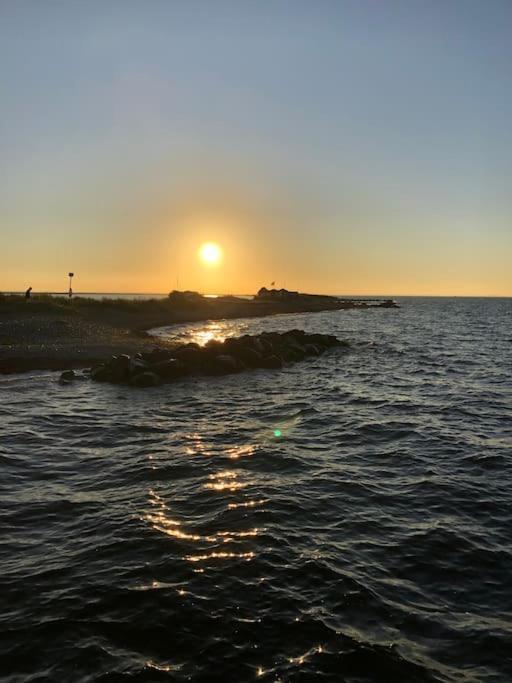 Skont Fiskerhus. Taet Pa By, Havn Og Havet Villa Marstal Bagian luar foto
